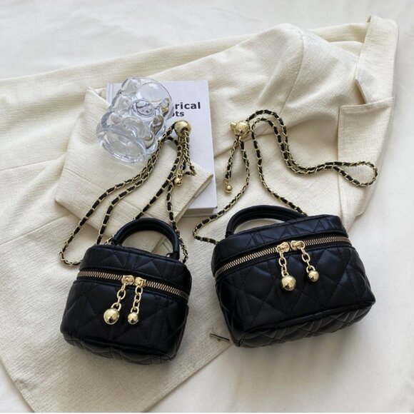 Chic Quilted Faux Leather Mini Vanity Case Crossbody Bag - Picture 5 of 5